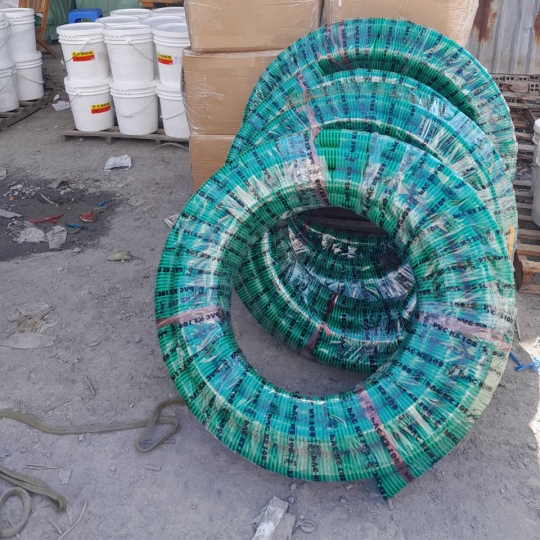 ỐNG GÂN NHỰA XANH