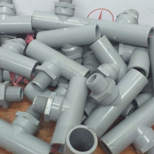 TÊ NHỰA REN NGOÀI